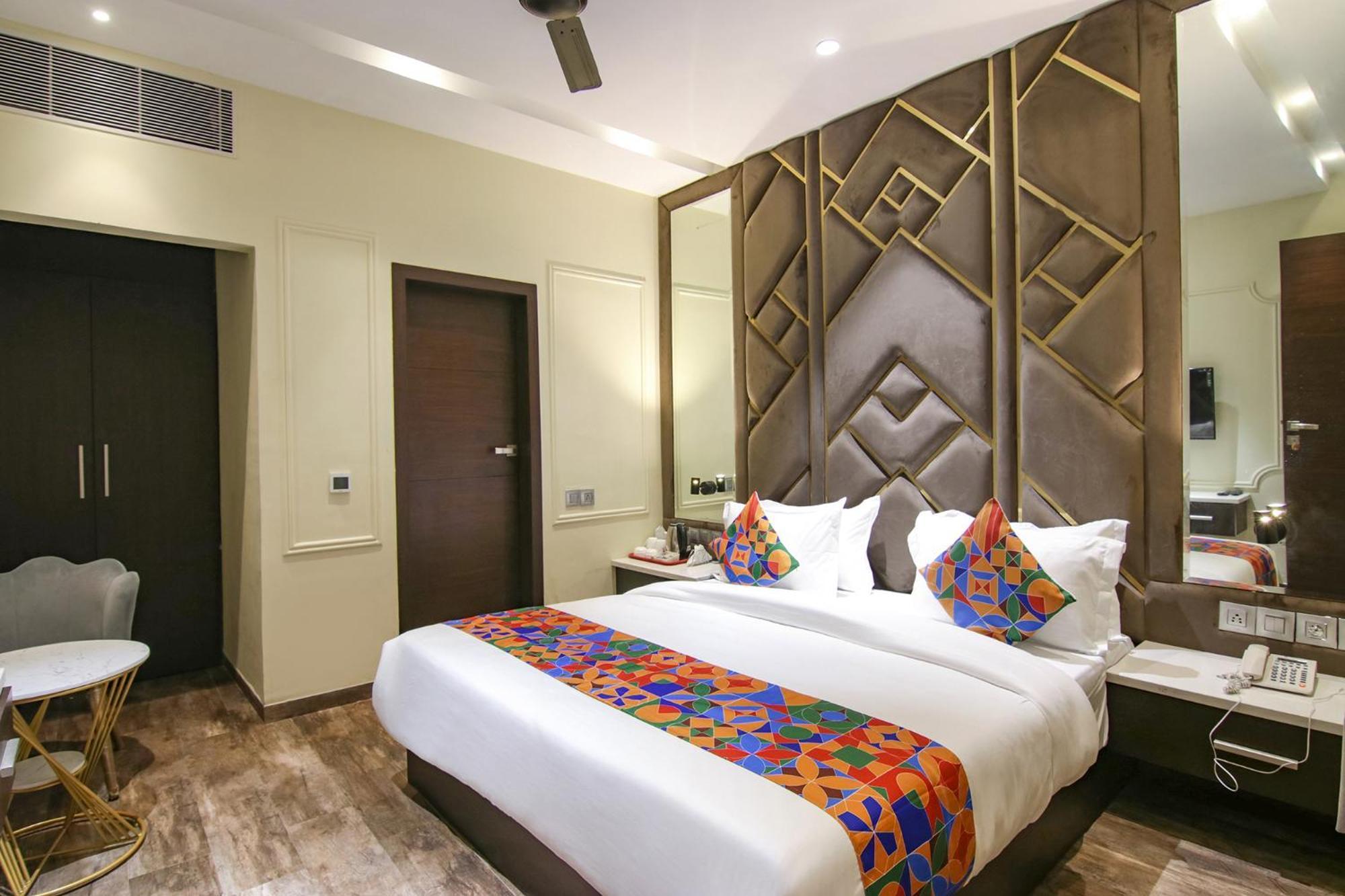 Fabhotel Prime K9 Crown Ludhijána Kültér fotó