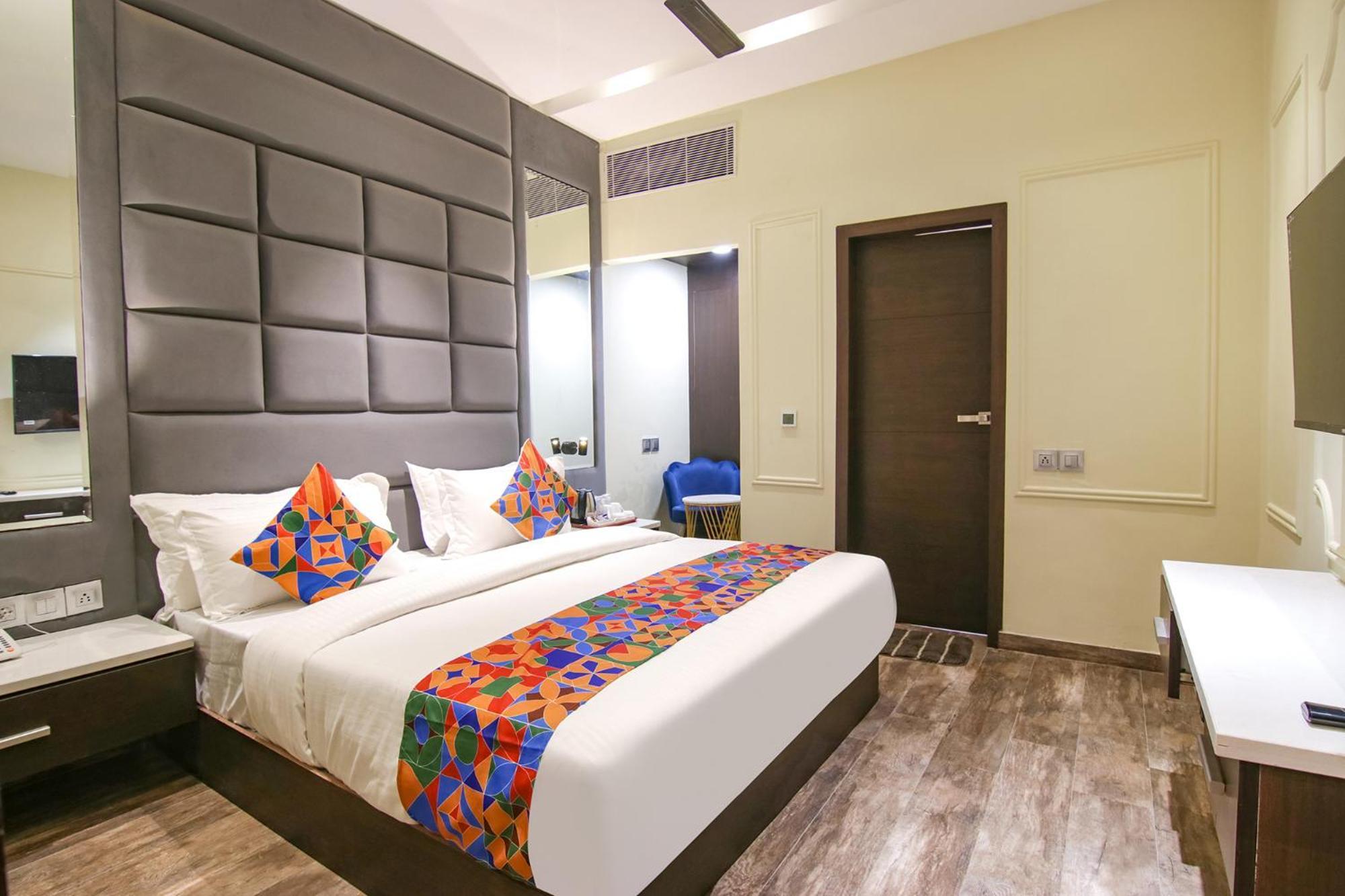 Fabhotel Prime K9 Crown Ludhijána Kültér fotó