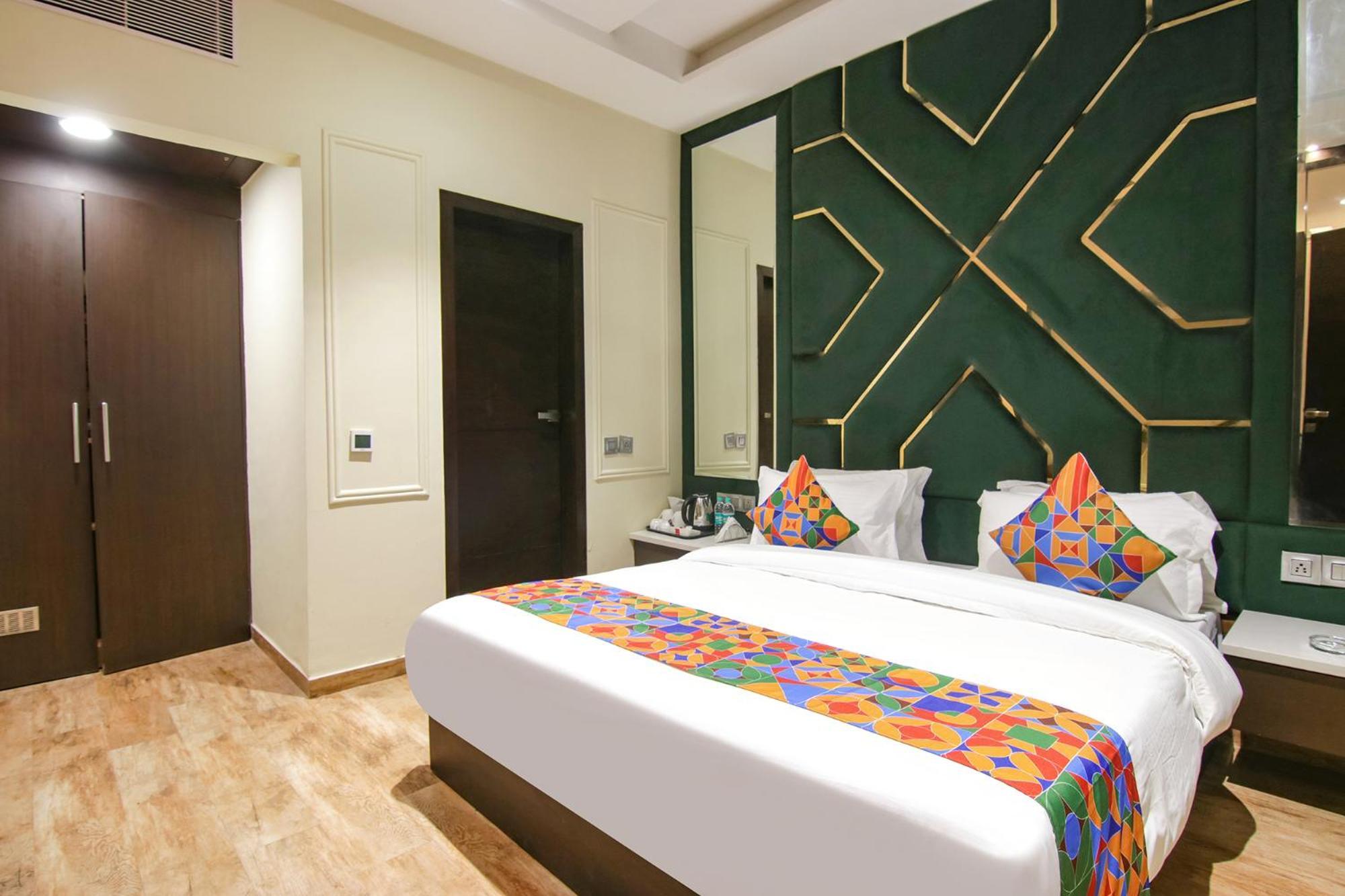 Fabhotel Prime K9 Crown Ludhijána Kültér fotó