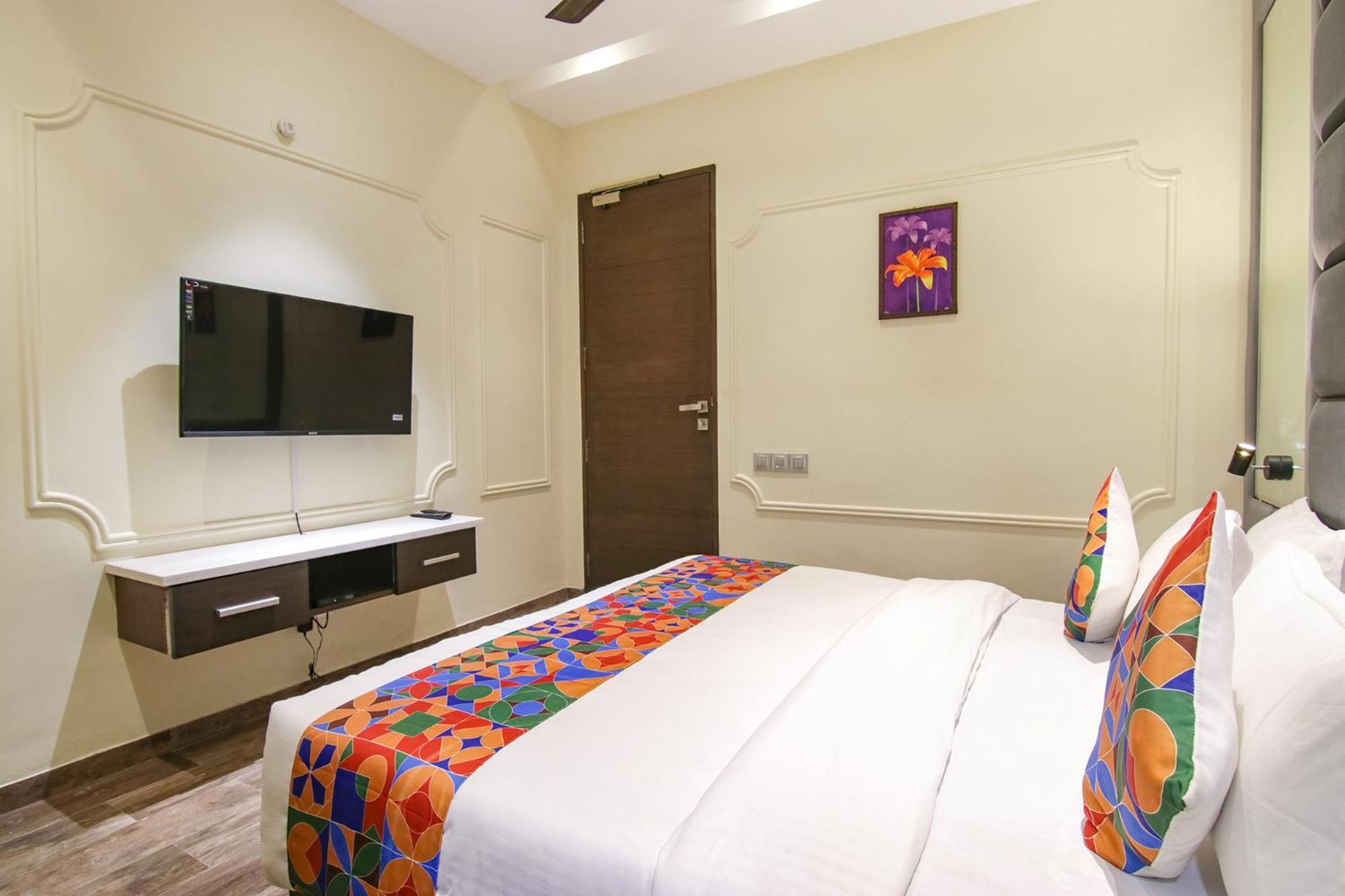 Fabhotel Prime K9 Crown Ludhijána Kültér fotó
